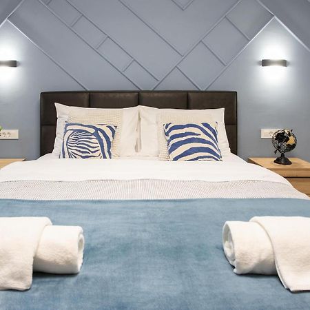 Design 1Bdr Loft Near Kvaternik Square Apartman Zágráb Kültér fotó