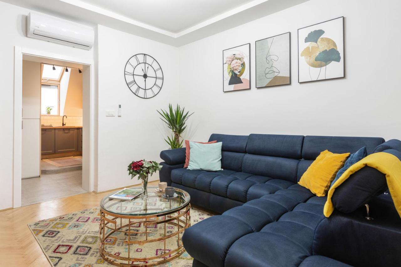 Design 1Bdr Loft Near Kvaternik Square Apartman Zágráb Kültér fotó