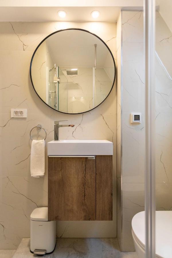 Design 1Bdr Loft Near Kvaternik Square Apartman Zágráb Kültér fotó