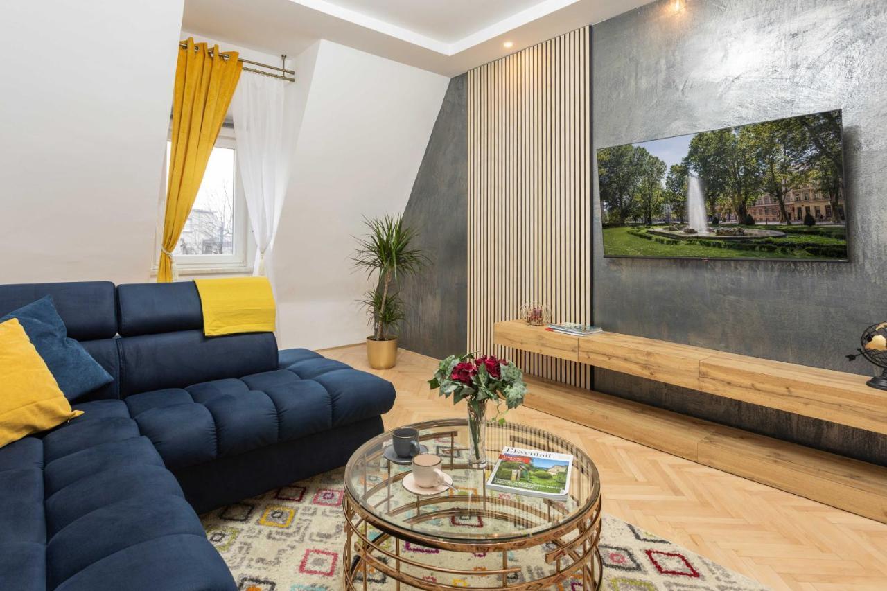 Design 1Bdr Loft Near Kvaternik Square Apartman Zágráb Kültér fotó