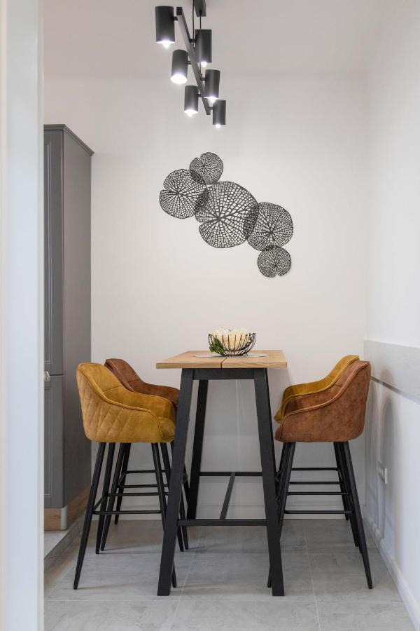 Design 1Bdr Loft Near Kvaternik Square Apartman Zágráb Kültér fotó